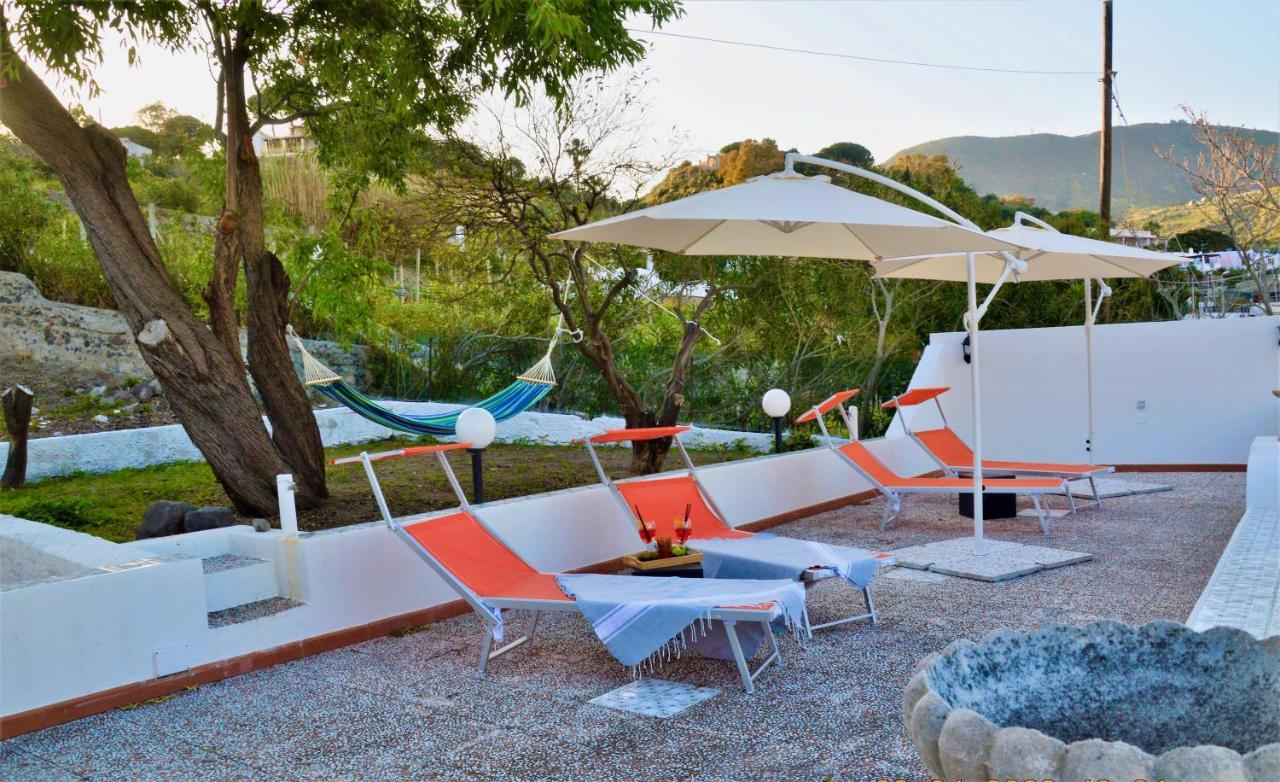 Villa La Milanina Lipari  Exterior photo