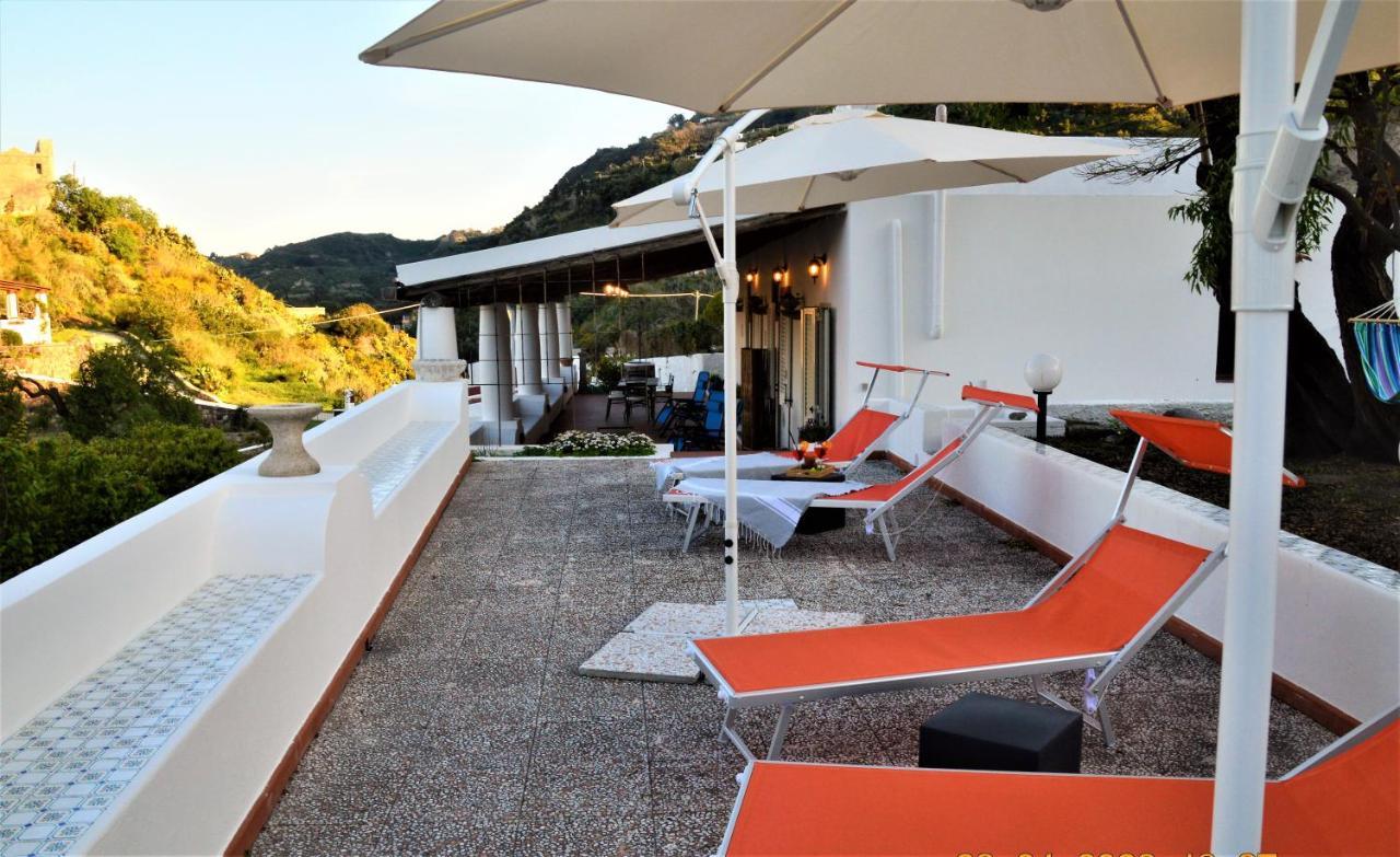 Villa La Milanina Lipari  Exterior photo